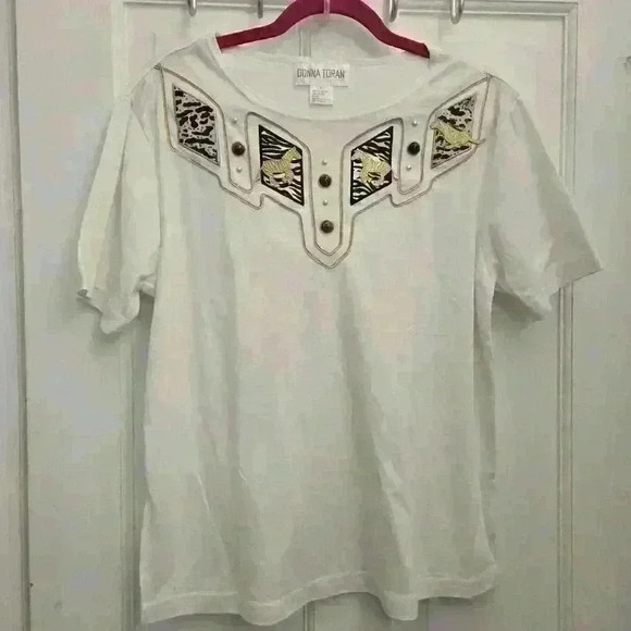 Donna Toran Tops - Vintage 90's Donna Toran Embroided Tshirt ,Size M